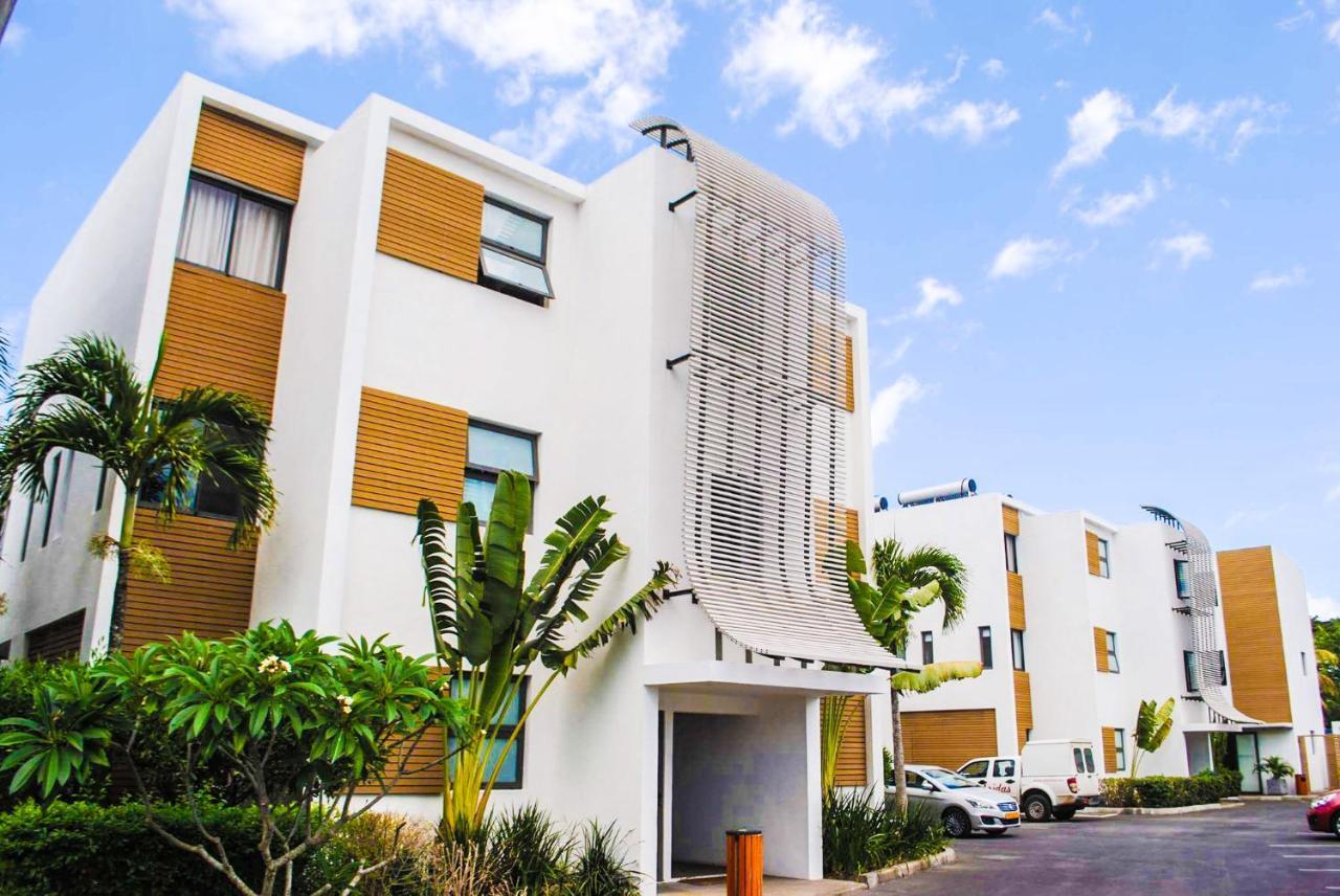 Cap Ouest Luxury Beachfront Flic en Flac Exterior foto