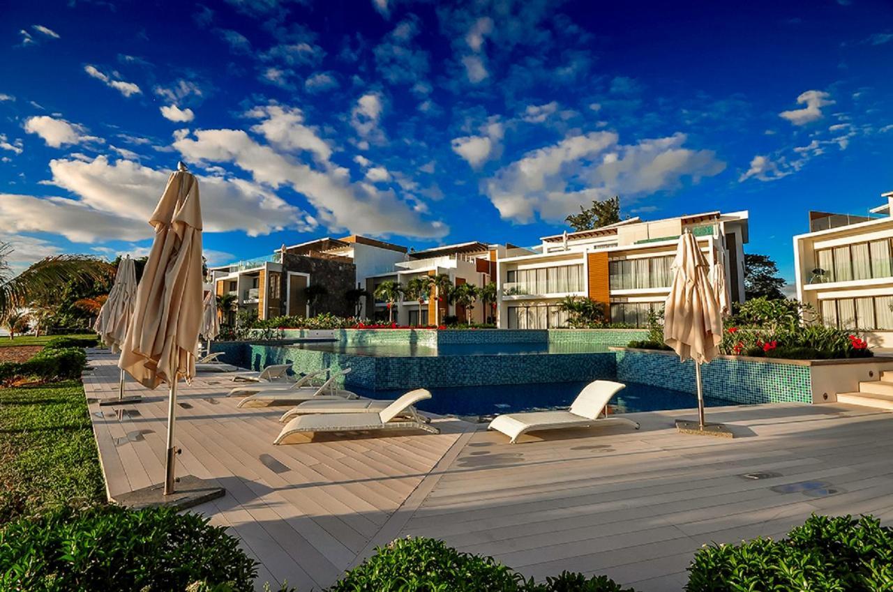 Cap Ouest Luxury Beachfront Flic en Flac Exterior foto