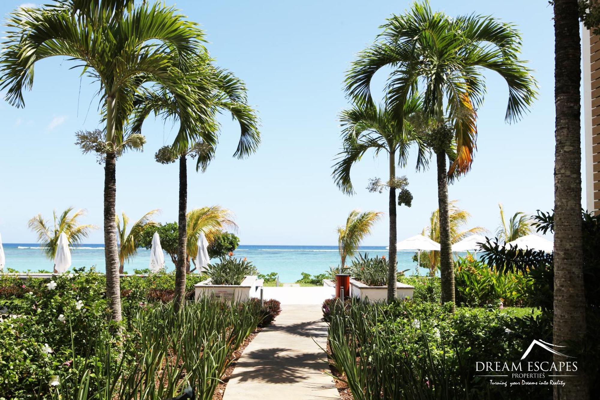 Cap Ouest Luxury Beachfront Flic en Flac Exterior foto